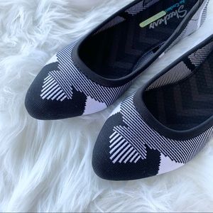 skechers white ballet flats